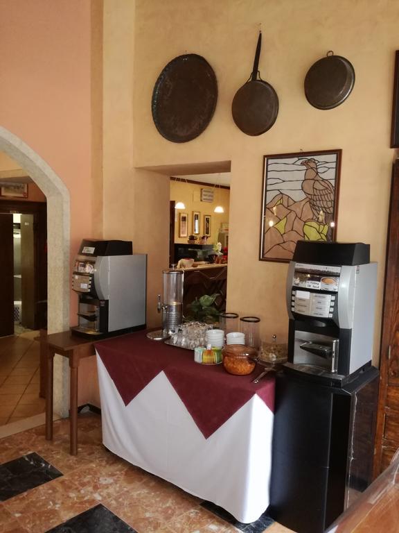 Albergo Giardino 토스콜라노마데노 외부 사진