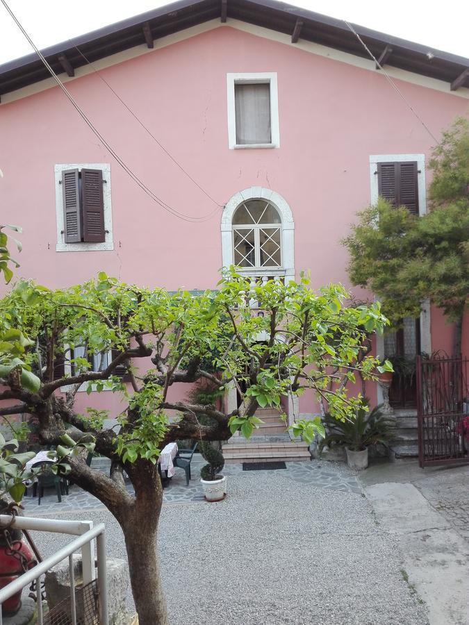 Albergo Giardino 토스콜라노마데노 외부 사진